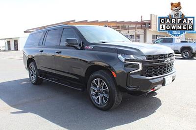 Used 2023 Chevrolet Suburban - photo 1