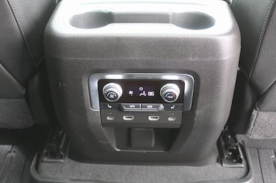 Used 2021 GMC Yukon - photo 1