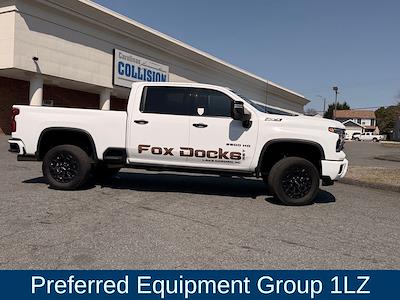 Used 2024 Chevrolet Silverado 2500 - photo 1