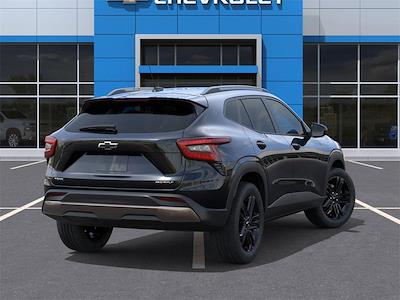 2025 Chevrolet Trax FWD SUV for sale #287110 - photo 2