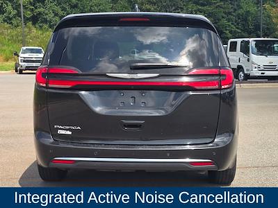 2023 Chrysler Pacifica FWD Minivan for sale #6C6829 - photo 2