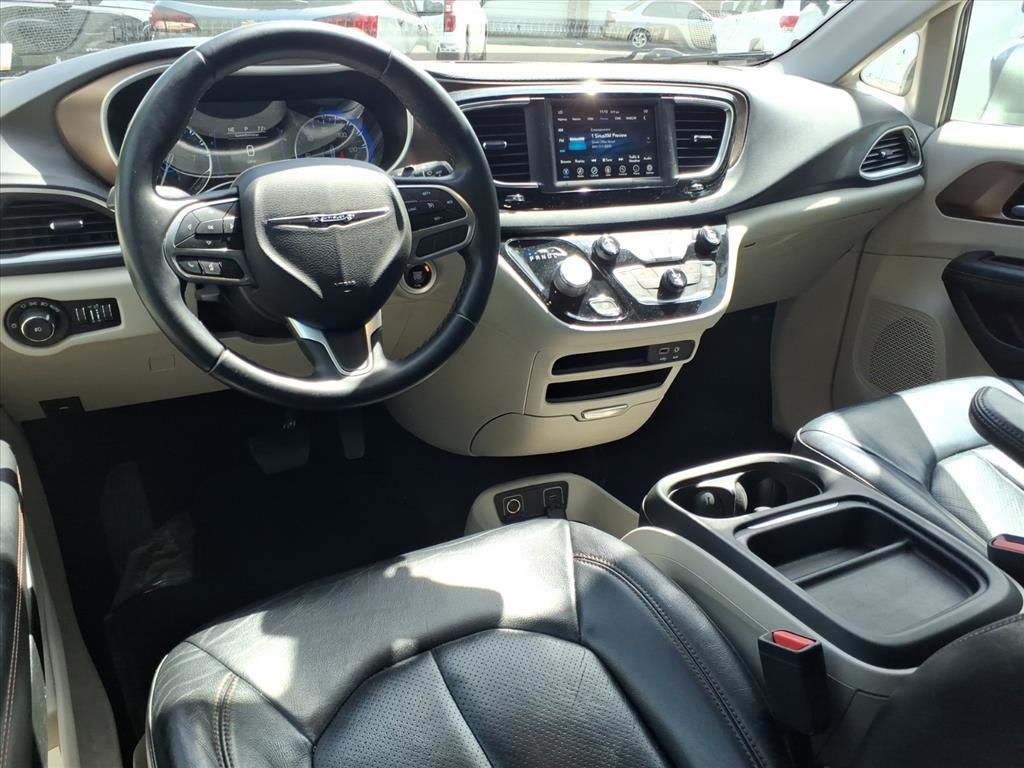 Used 2018 Chrysler Pacifica - photo 25