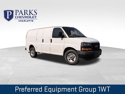 Used 2023 GMC Savana 2500 - photo 1