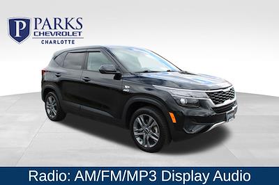 Used 2022 Kia Seltos LX for sale #9C6254 - photo 1