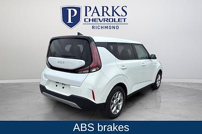 Used 2024 Kia Soul - photo 1