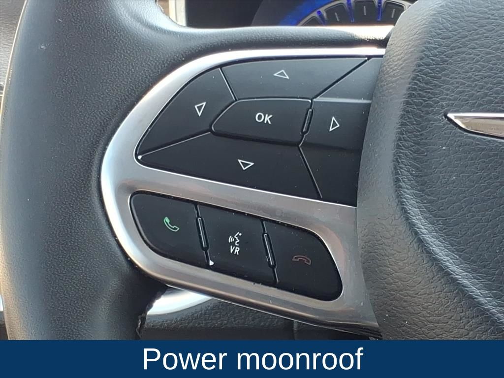 Used 2023 Chrysler Pacifica - photo 14