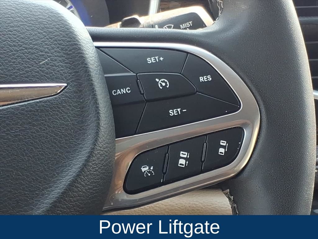 Used 2023 Chrysler Pacifica - photo 15