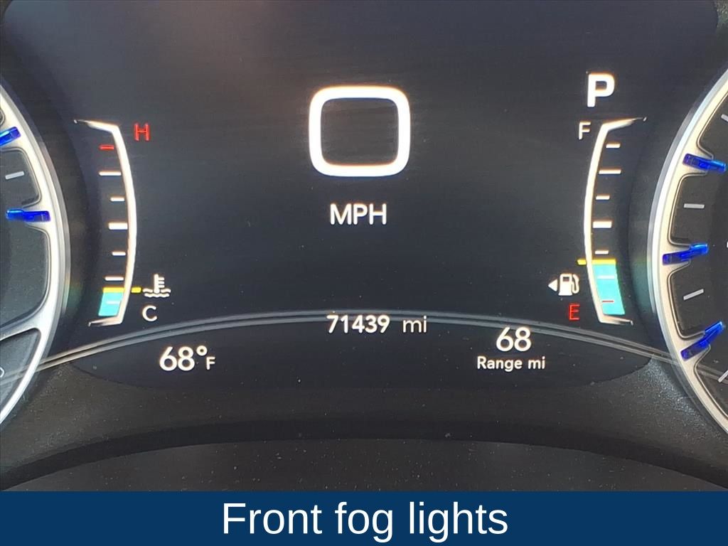 Used 2023 Chrysler Pacifica - photo 18
