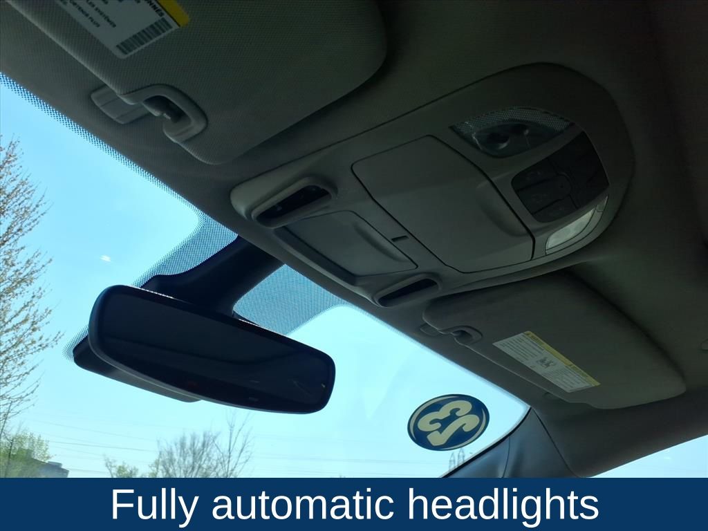 Used 2023 Chrysler Pacifica - photo 19