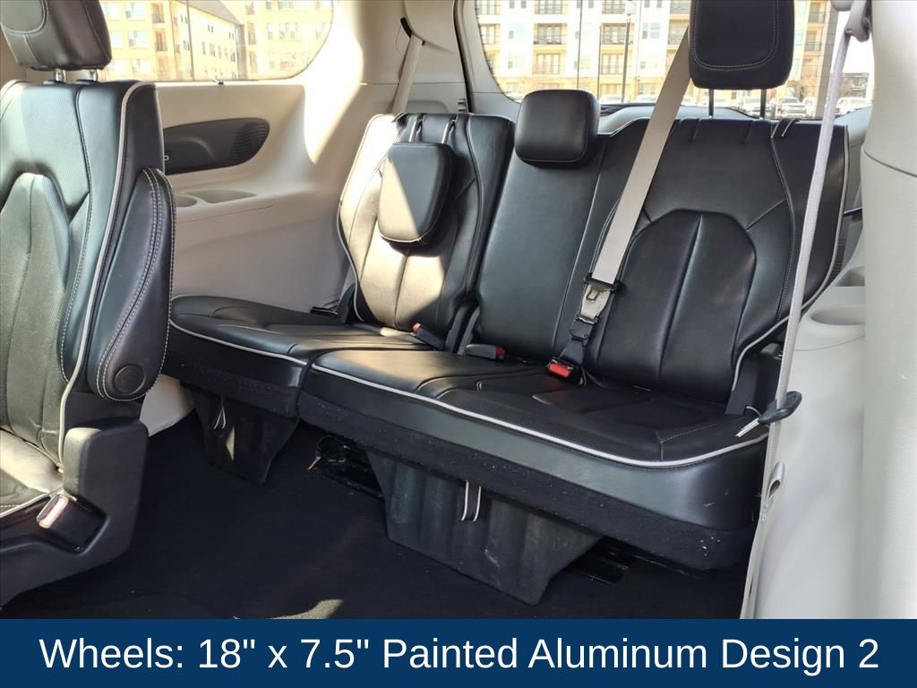 Used 2023 Chrysler Pacifica - photo 27