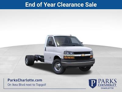 2025 Chevrolet Express 3500 Regular Cab DRW RWD Cutaway for sale #FC2016 - photo 1