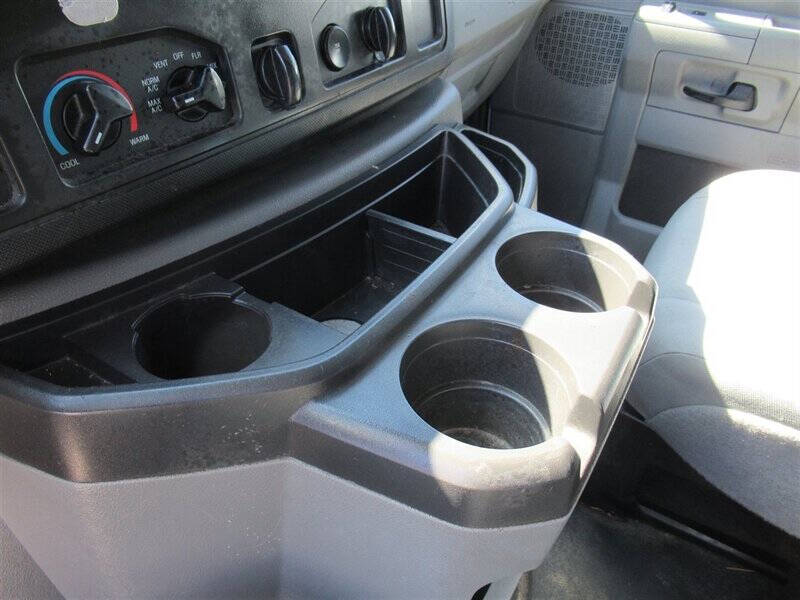 Used 2013 Ford E-150 - photo 22