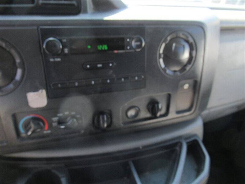 Used 2013 Ford E-150 - photo 32