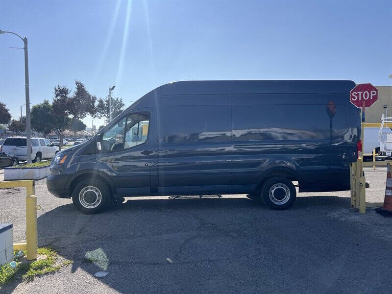 Used 2019 Ford Transit 250 - photo 6