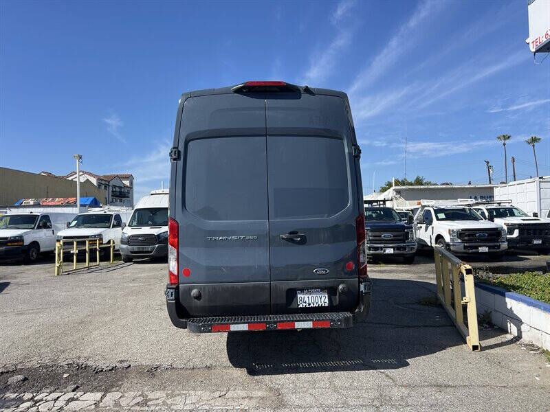 Used 2020 Ford Transit 250 - photo 2