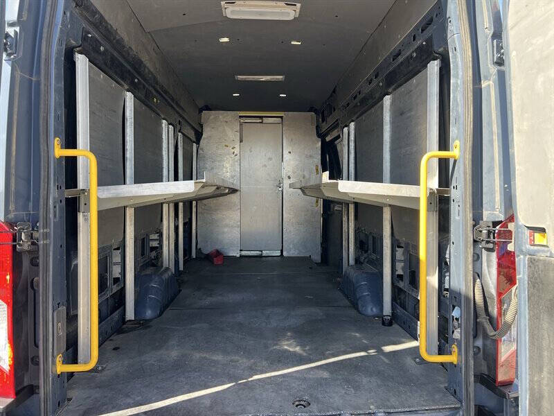 Used 2020 Ford Transit 250 - photo 10