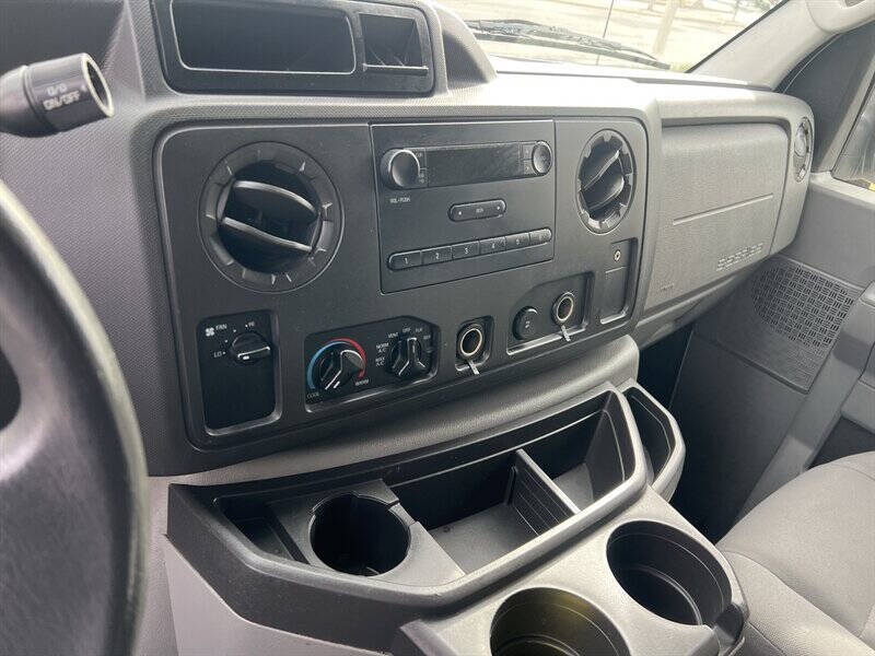 Used 2013 Ford E-150 - photo 22