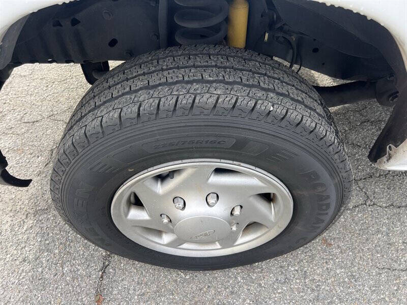 Used 2013 Ford E-150 - photo 26