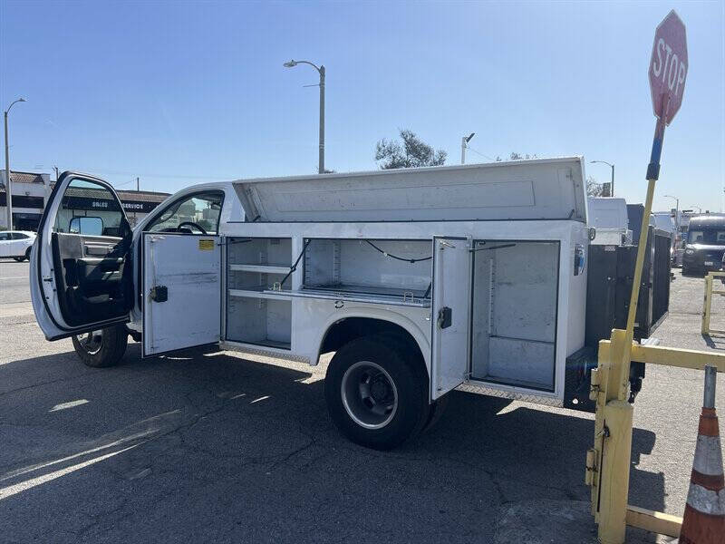Used 2018 Ram 3500 - photo 11