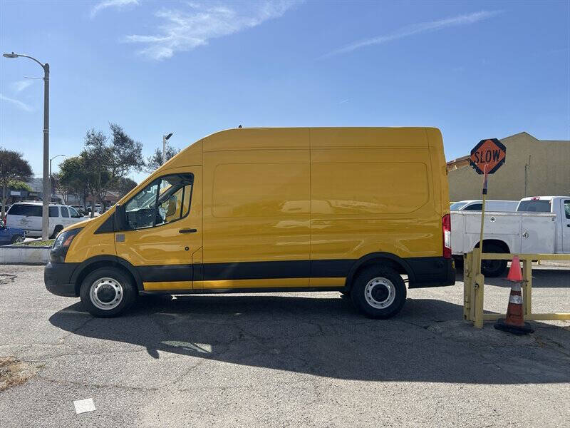 Used 2023 Ford Transit 250 - photo 7