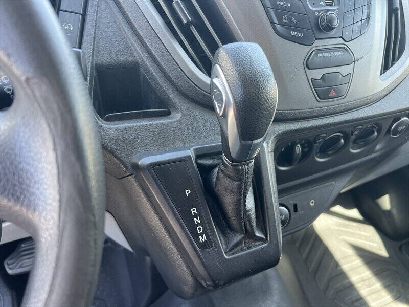 Used 2019 Ford Transit 250 - photo 18