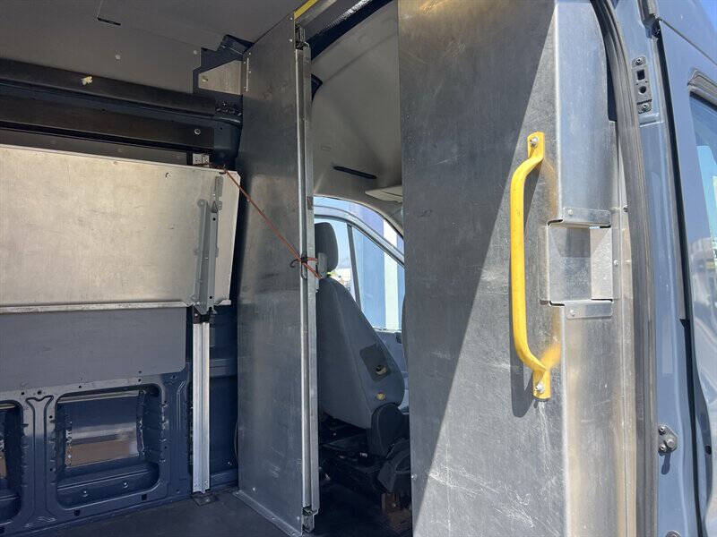 Used 2019 Ford Transit 250 - photo 22