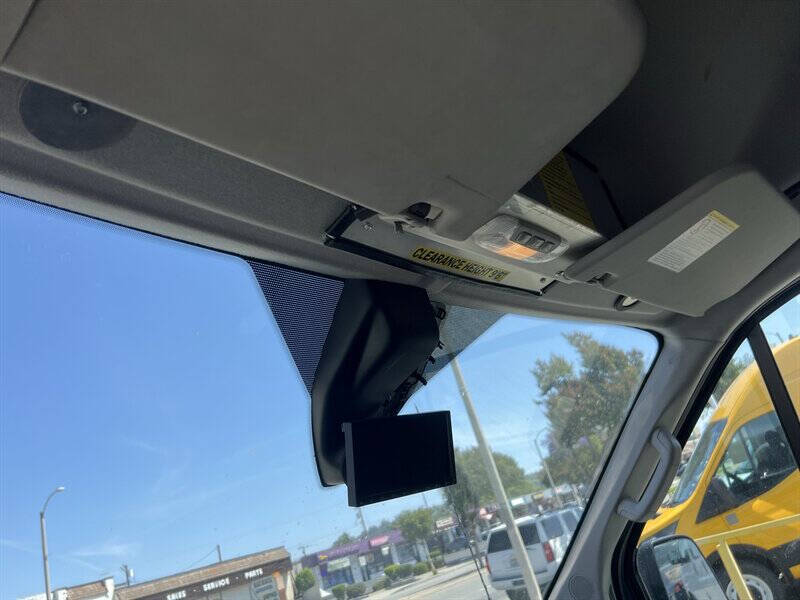 Used 2019 Ford Transit 250 - photo 27