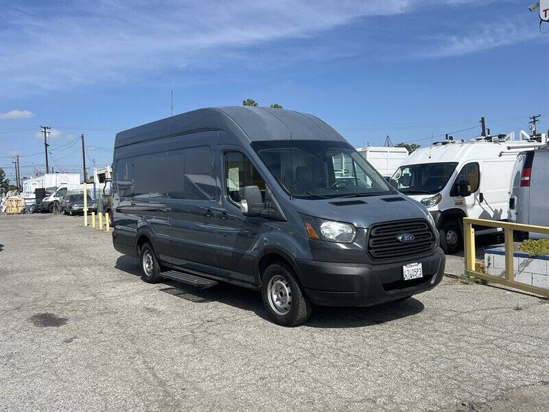 Used 2019 Ford Transit 250 - photo 1