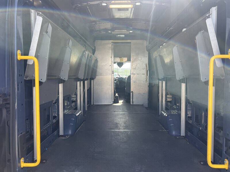 Used 2019 Ford Transit 250 - photo 16