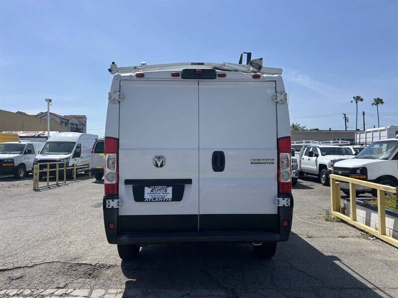 Used 2023 Ram ProMaster 2500 - photo 5