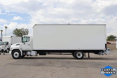 Used 2019 Hino 268A - photo 1