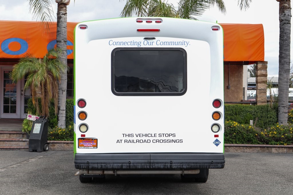 Used 2015 Ford E-450 - photo 10