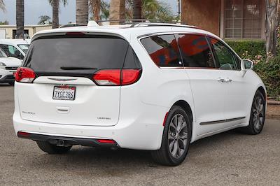 Used 2017 Chrysler Pacifica - photo 1