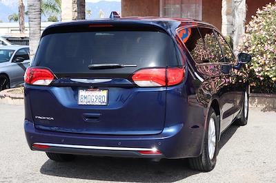 2020 Chrysler Pacifica FWD Minivan for sale #56204 - photo 2