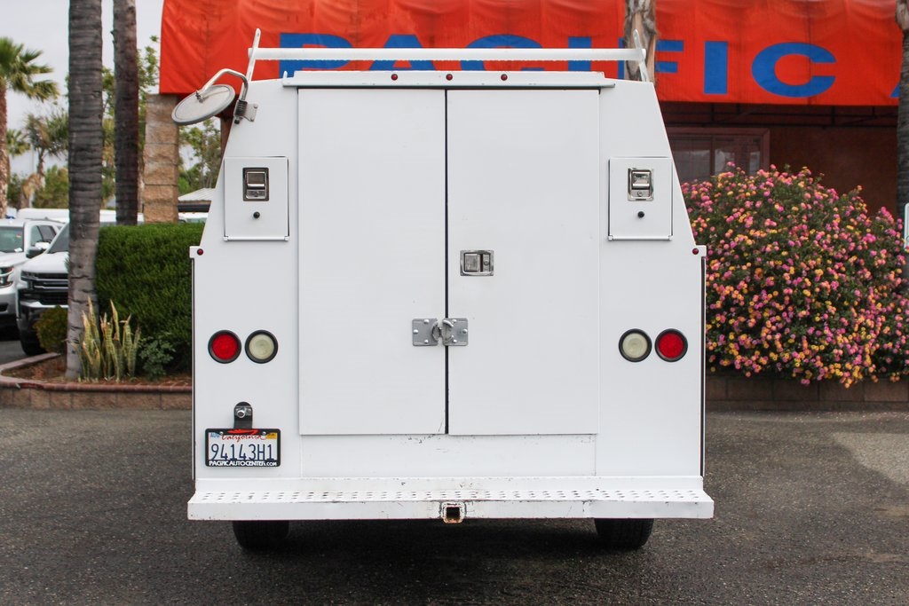 Used 2014 Ford E-350 - photo 10