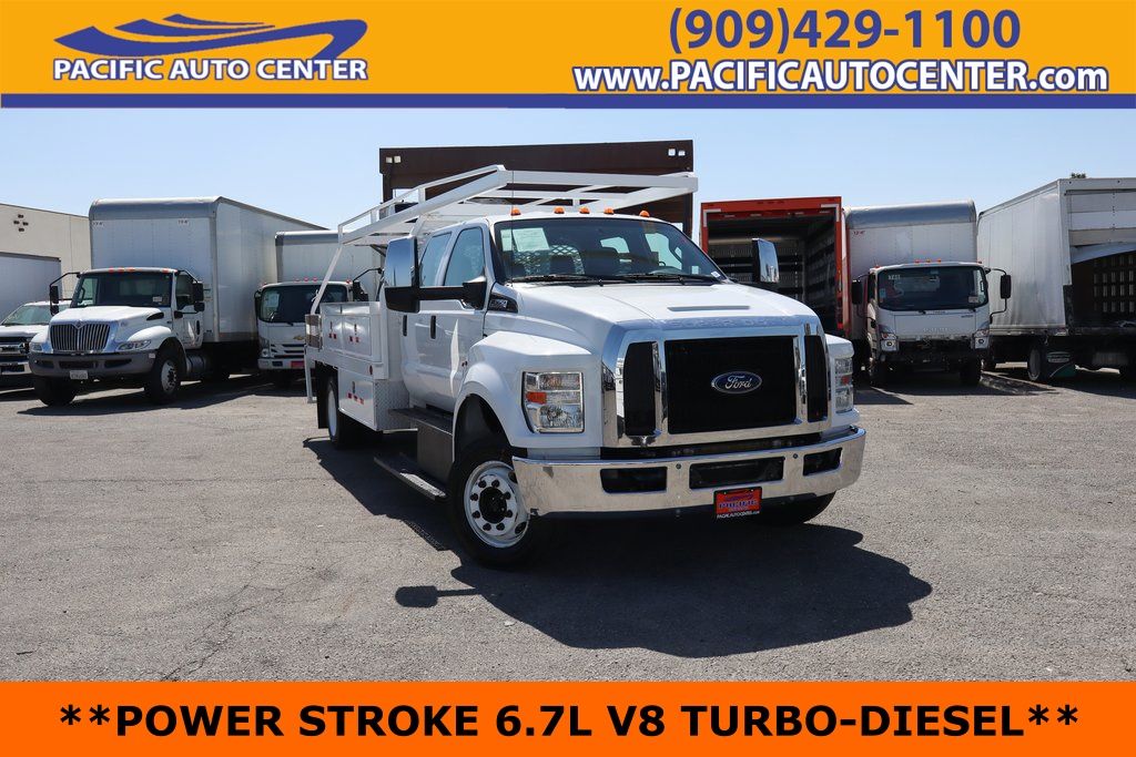 Used 2017 Ford F-650 - photo 1