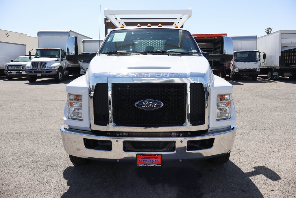 Used 2017 Ford F-650 - photo 6