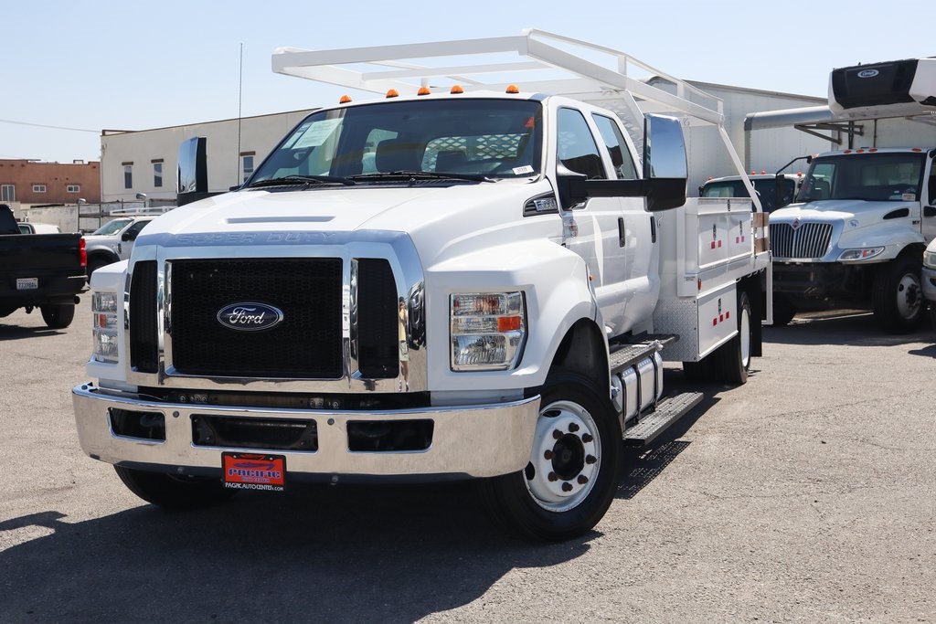 Used 2017 Ford F-650 - photo 7