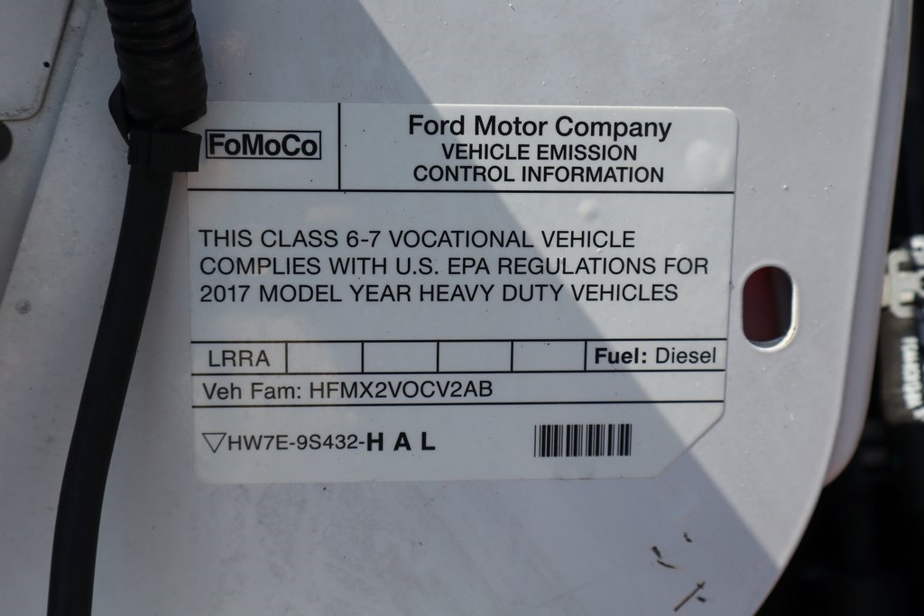 Used 2017 Ford F-650 - photo 47