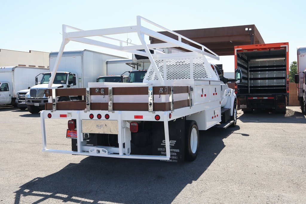 Used 2017 Ford F-650 - photo 2