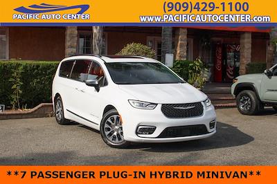 2023 Chrysler Pacifica FWD Minivan for sale #58792 - photo 1
