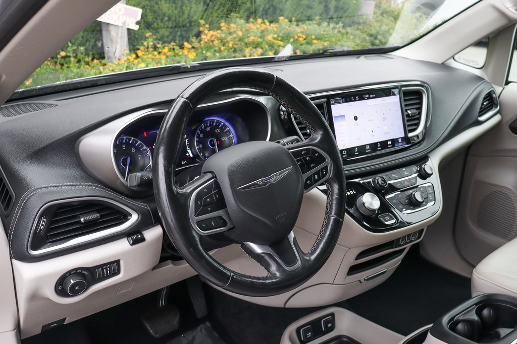 Used 2021 Chrysler Pacifica - photo 21