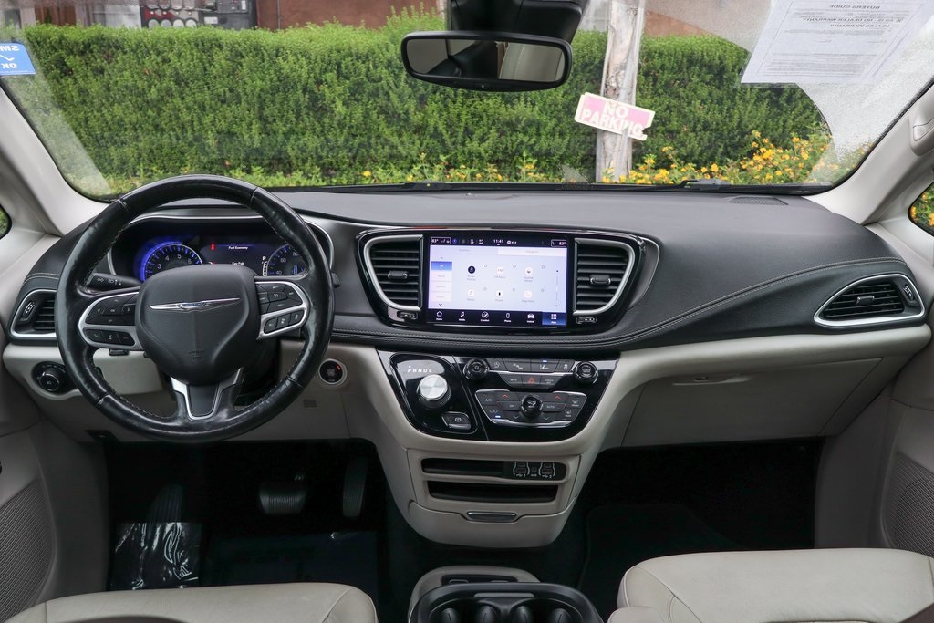 Used 2021 Chrysler Pacifica - photo 28