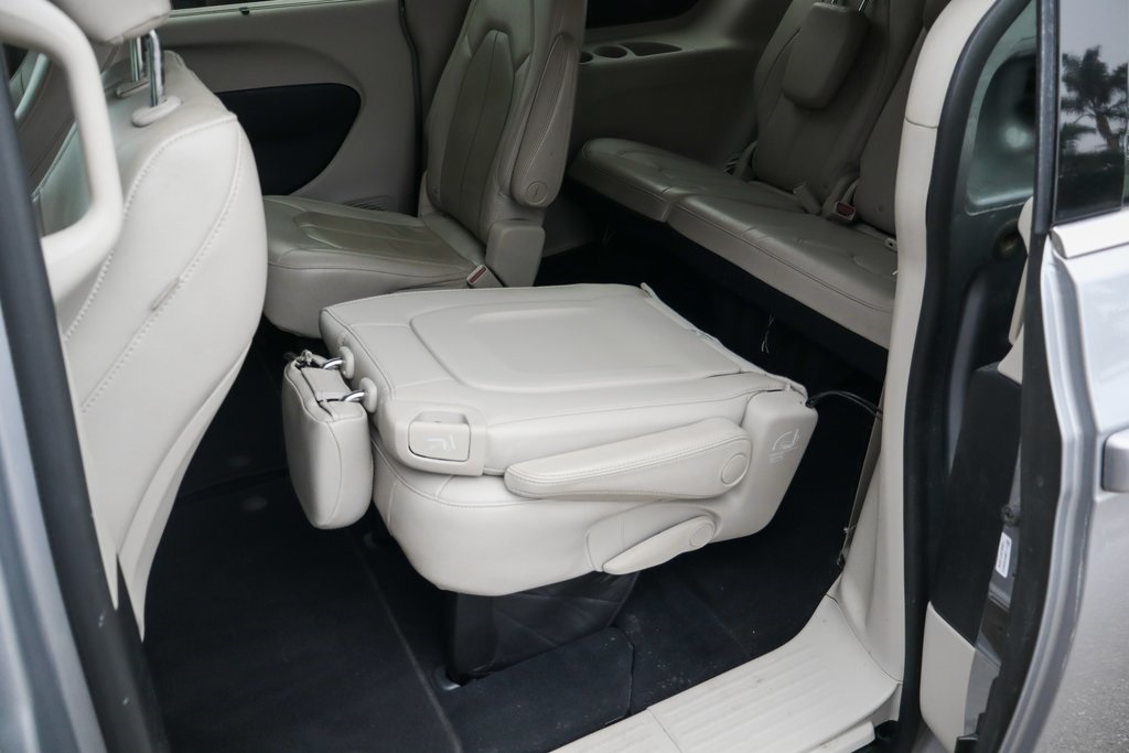 Used 2021 Chrysler Pacifica - photo 46