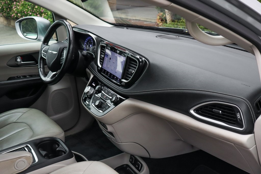 Used 2021 Chrysler Pacifica - photo 48