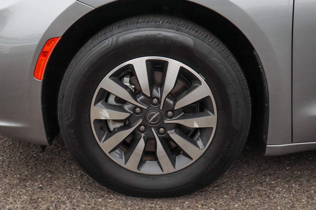 Used 2021 Chrysler Pacifica - photo 52