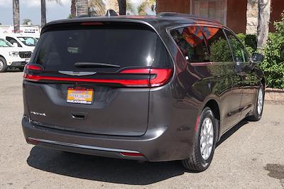 2022 Chrysler Pacifica FWD Minivan for sale #59291 - photo 2