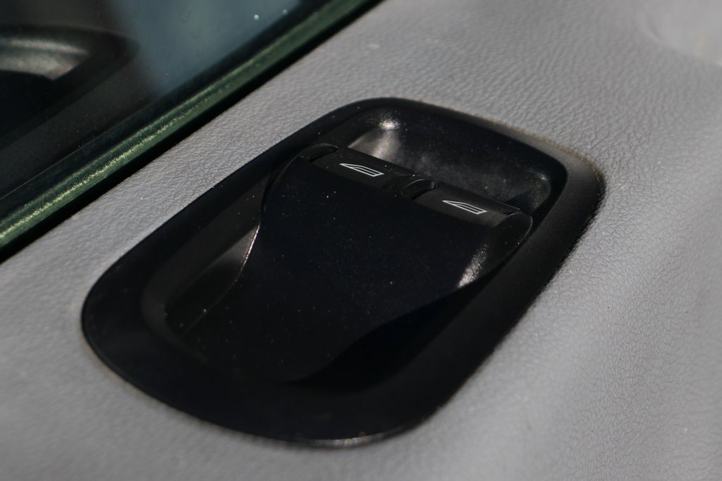 Used 2015 Ford Transit 150 - photo 22