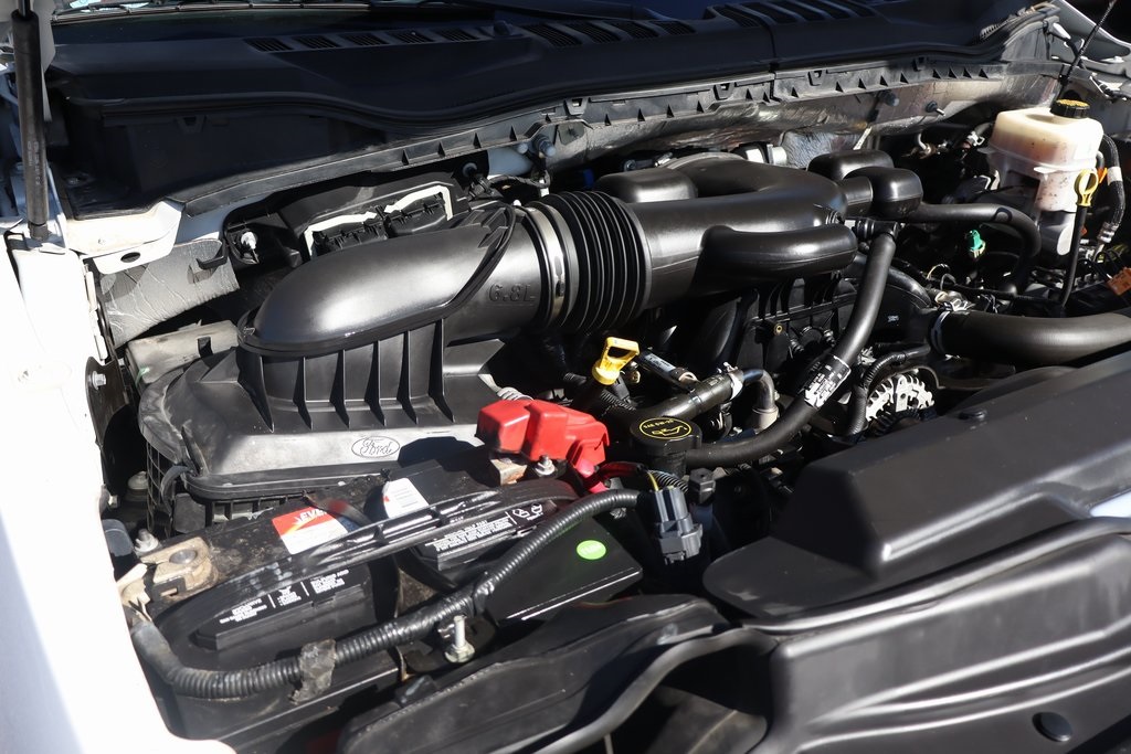 Used 2018 Ford F-550 - photo 14