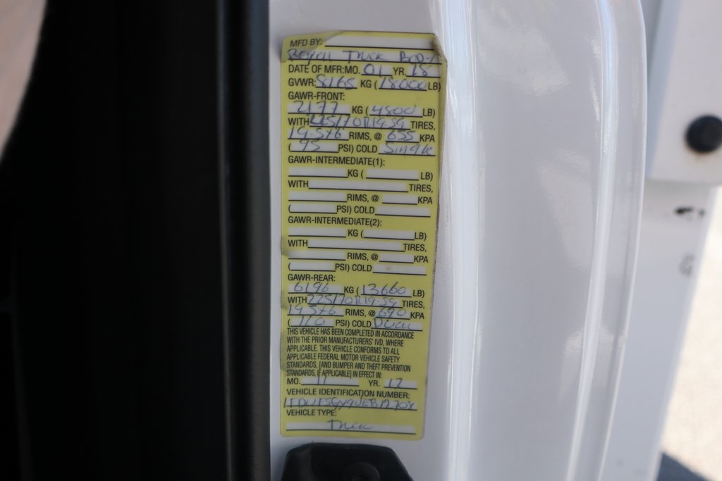 Used 2018 Ford F-550 - photo 43